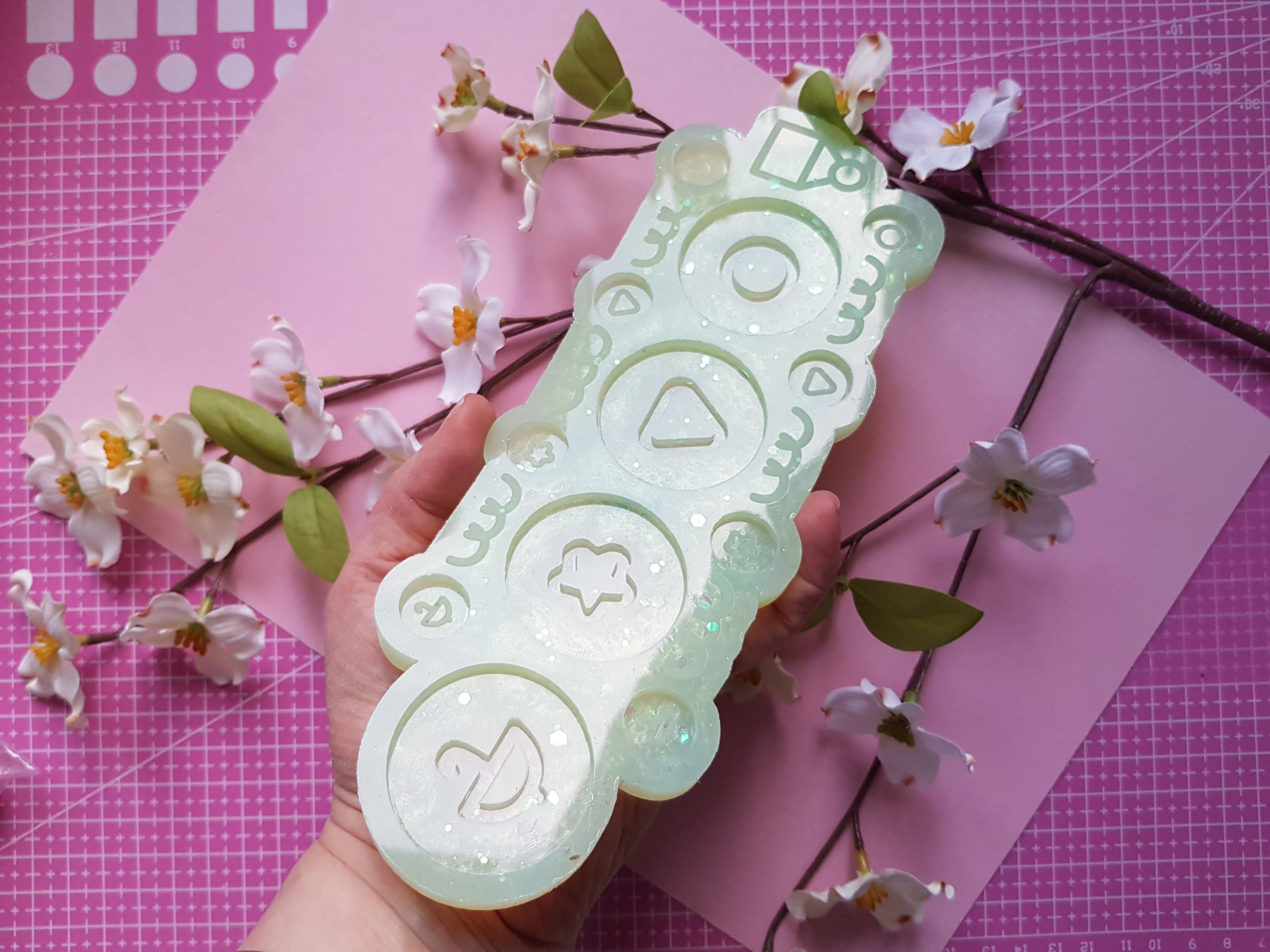 Sugar Cookies, grippy Solids and Earring Pallet